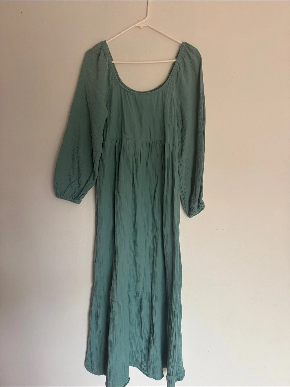 Universal Thread Sage Green Scoop-Neck Maxi Dress - Picture 1 of 5